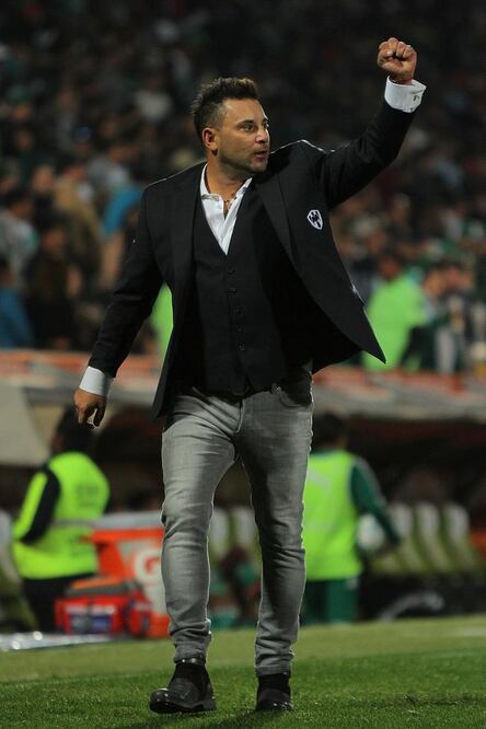 Mohamed tendrá que arriesgar con todo a la ofensiva. (ARMANDO MARÍN. JAM MEDIA)