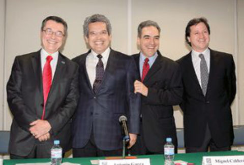 Ven momento único en telecom