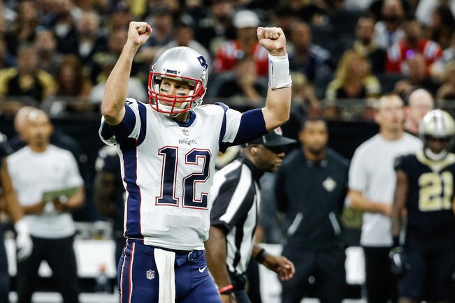 Los Patriots curan su resaca