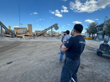 Protección Civil El Marqués suspende empresa en La Noria
