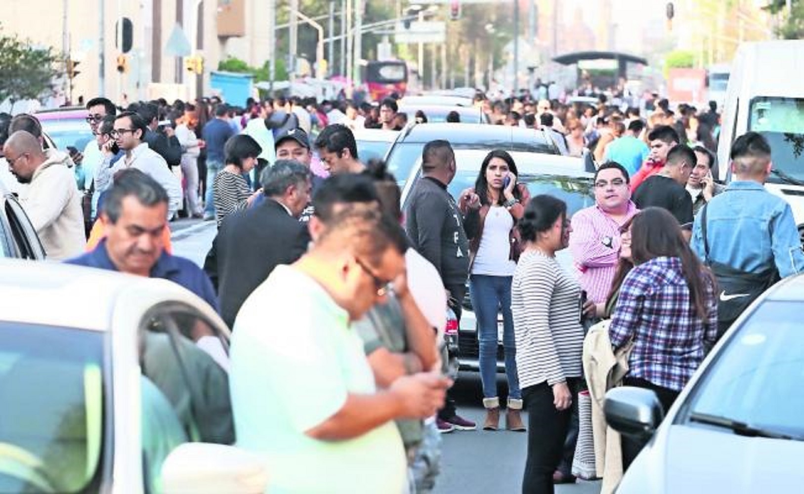 Otro sismo... fue de 7.2 y causa pánico