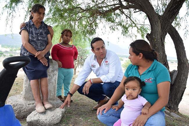 Luque Hudson estuvo en el municipio de Colón, demarcación donde en primer lugar tuvo acercamiento con un grupo de ganaderos y agricultores
