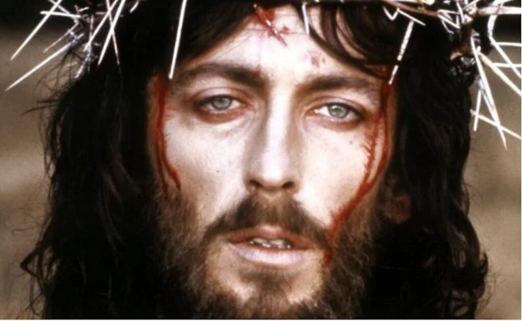 Qué pasó con el actor que interpretó a Cristo en "Jesús de Nazaret"