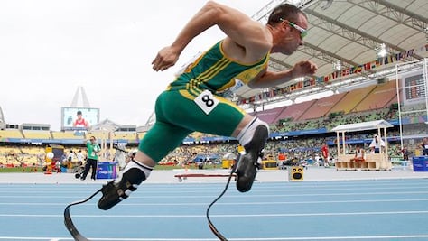 Pistorius se enfrentará a un caballo