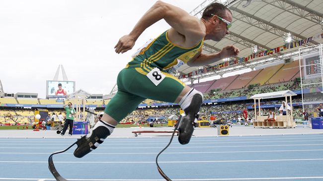 Pistorius se enfrentará a un caballo