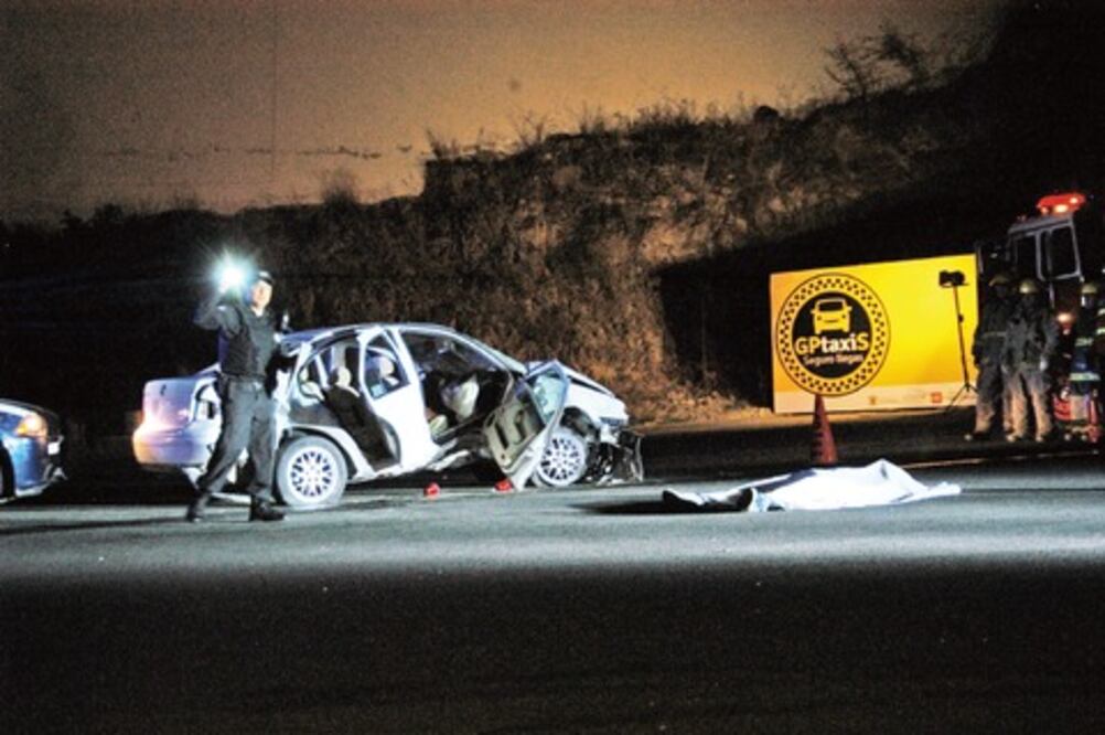 Esperan implementar nueva aplicación en taxis seguros