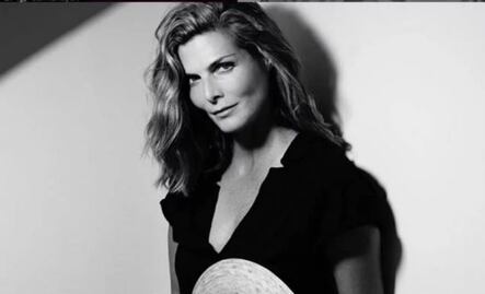 Montserrat Oliver enseña de más con sexy lencería