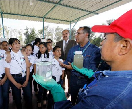 Primera sesión de niños diputados
