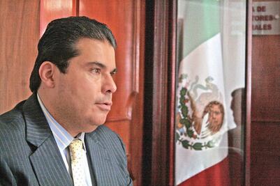 Presenta Educación al nuevo  directordel Cobaq