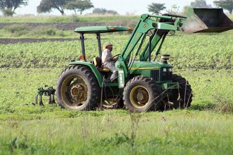 Avanzan proyectos de  la UAQ en la sierra