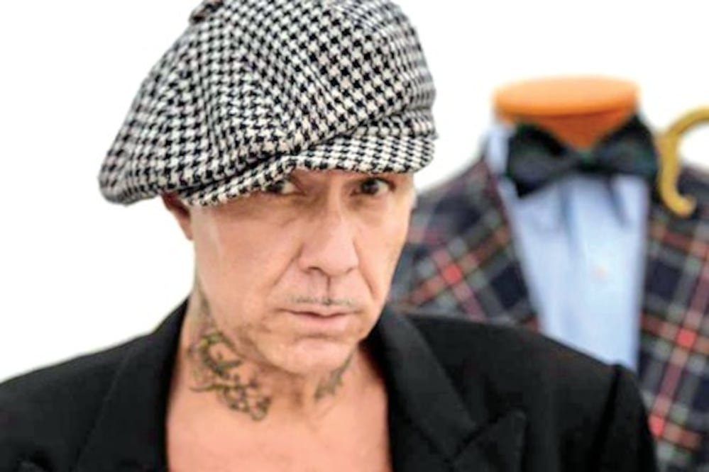 Hallan muerto al diseñador Savoia