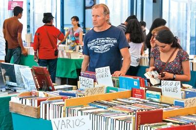 Realizan trueque de libros en la UAQ