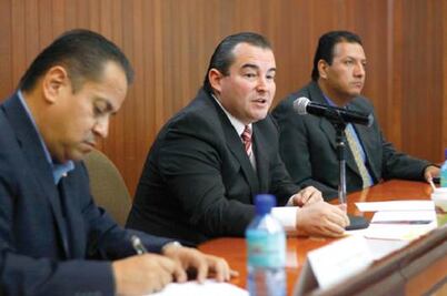 Foyo: la actitud panista, chantajista