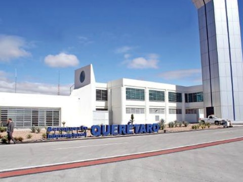 Inaugura vuelo Viva Aerobús