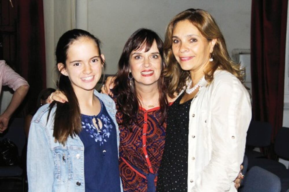 Mamás en Acción también van al teatro