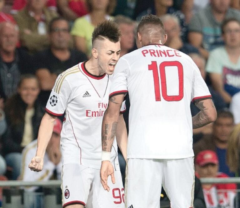 Milán definirá su suerte ante el PSV