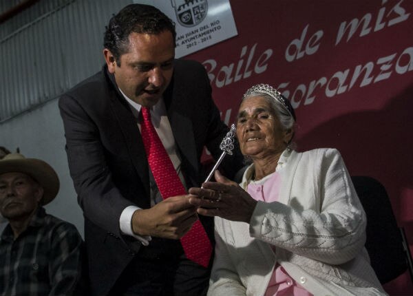 Coronan a los reyes de oro de SJR