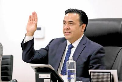 Avala la capital plan de apoyo para niños y adolescentes