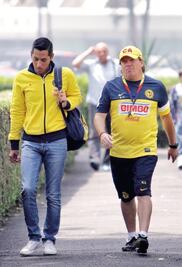 Regañan al “Piojo” por tundir a Mejía Barón