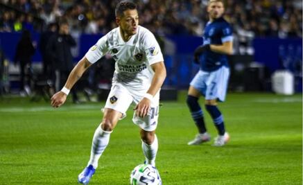"Chicharito" comienza a decepcionar a la prensa de Los Ángeles