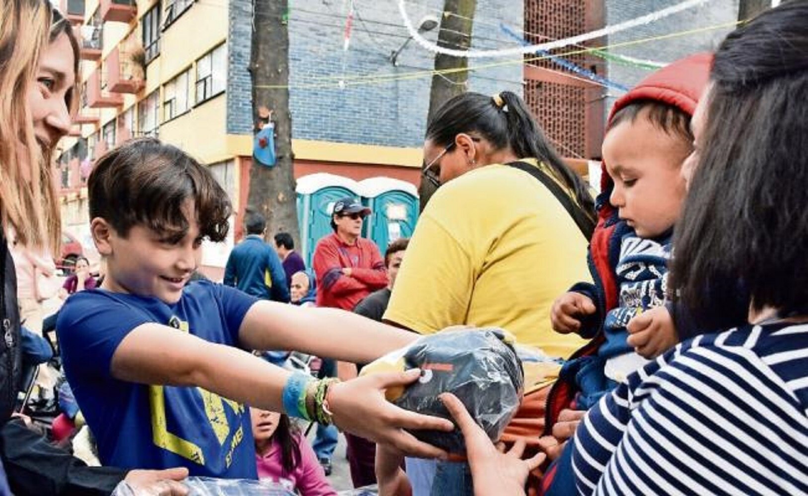 Llegan los Reyes al Multifamiliar de Tlalpan