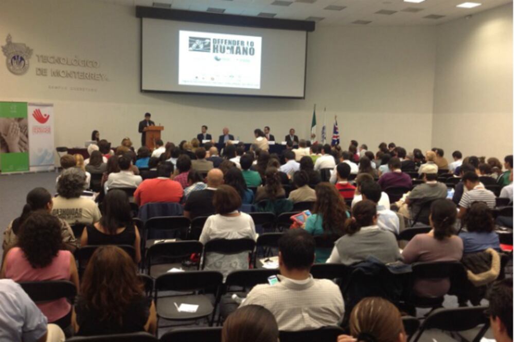 Disertan sobre Derechos Humanos de primera generación