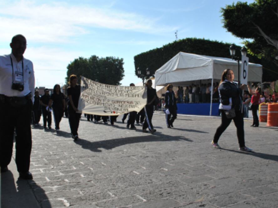 Solicitan mejores condiciones laborales