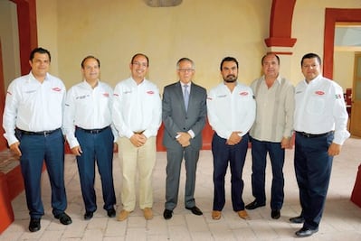 Comida de bienvenida en CMIC