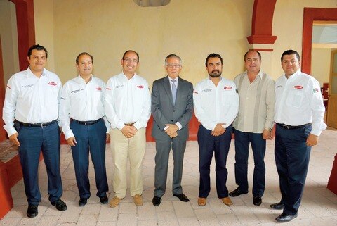 Comida de bienvenida en CMIC