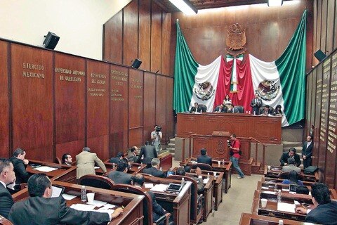Regulan diputados “sesgo informativo”