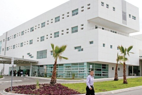 Calzada anuncia planes de salud