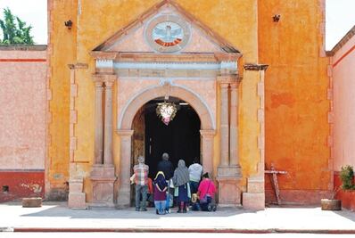 Reciben más de mil paisanos