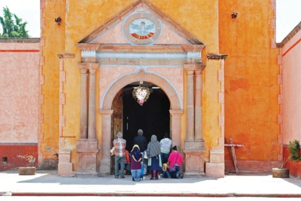 Reciben más de mil paisanos