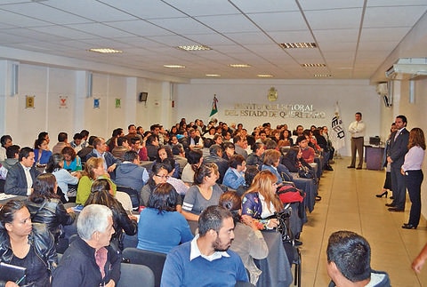 Designa IEEQ personal de plebiscito en El Marqués