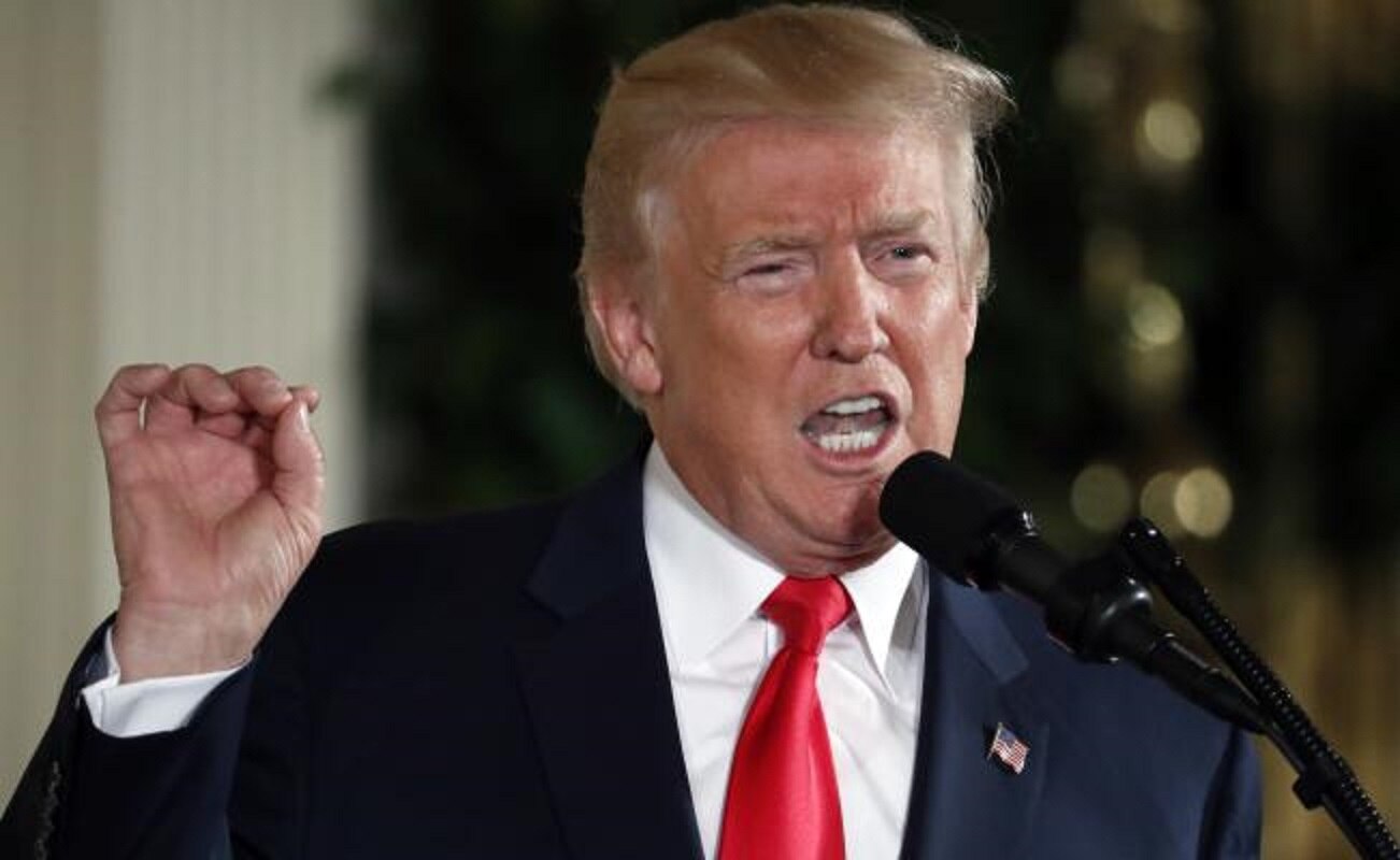 Trump respalda ley para recortar inmigración legal en 50%