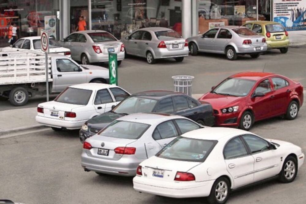 Por incumplir con reglamento, castigan a 60 estacionamientos