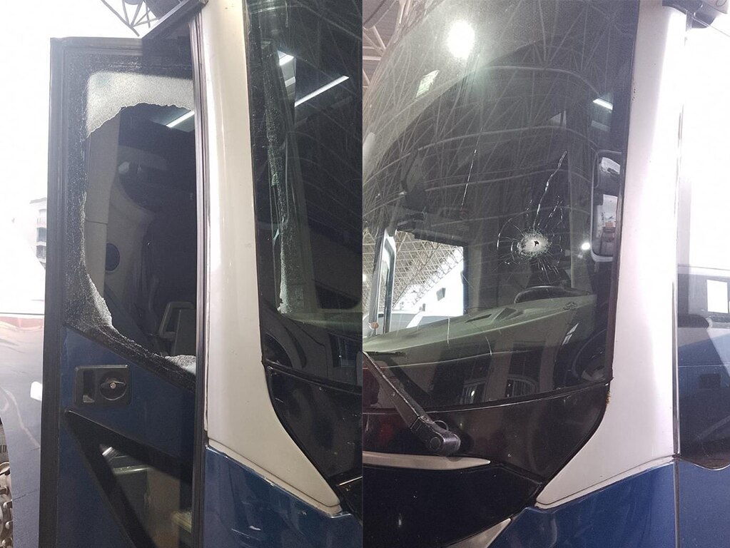 Balacean y asaltan autobús en el Libramiento Noreste