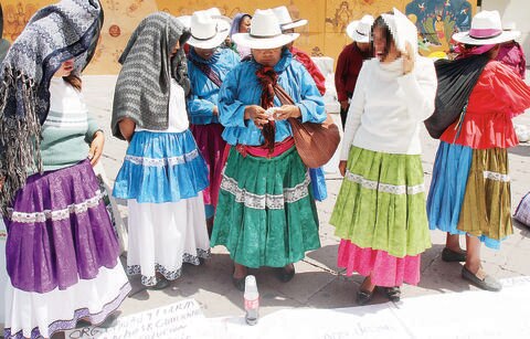 Apoyan a 28 presos indígenas