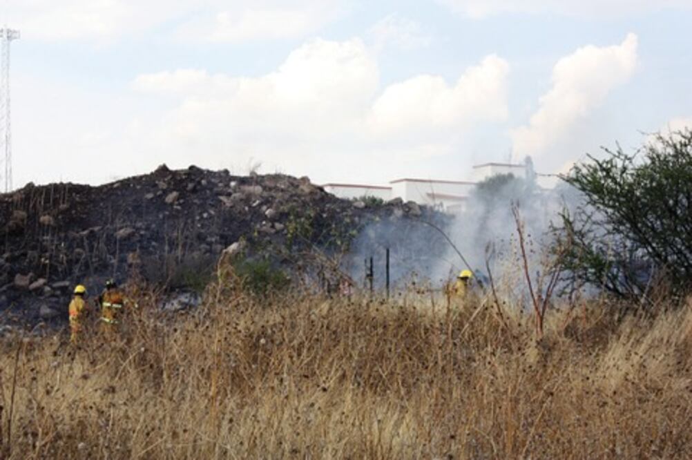  En riesgo de incendio, 2 ha de pastizal