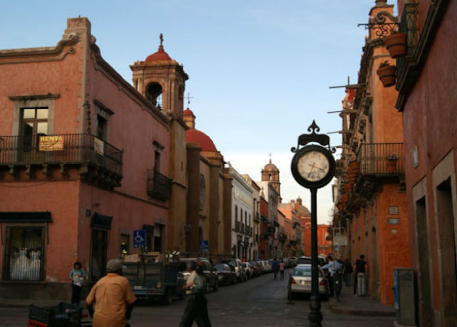 Buscan alternativas para estacionamientos 