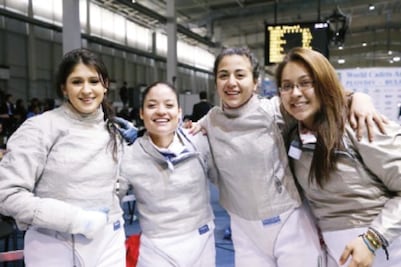 Mexicanas caen ante potencia en la esgrima