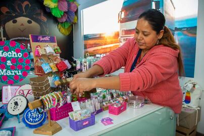 Impulsan artesanías de manos herculenses