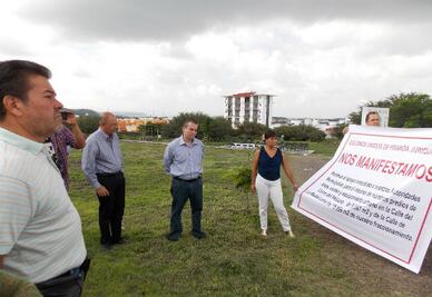 Protestan por destrucción de áreas verdes 