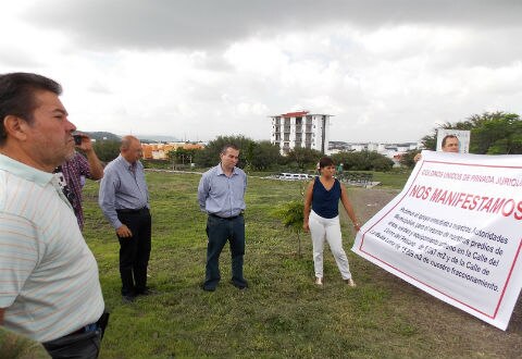 Protestan por destrucción de áreas verdes
