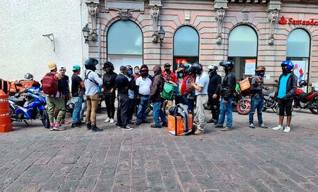 Cansados de asaltos: repartidores exigen seguridad en Querétaro