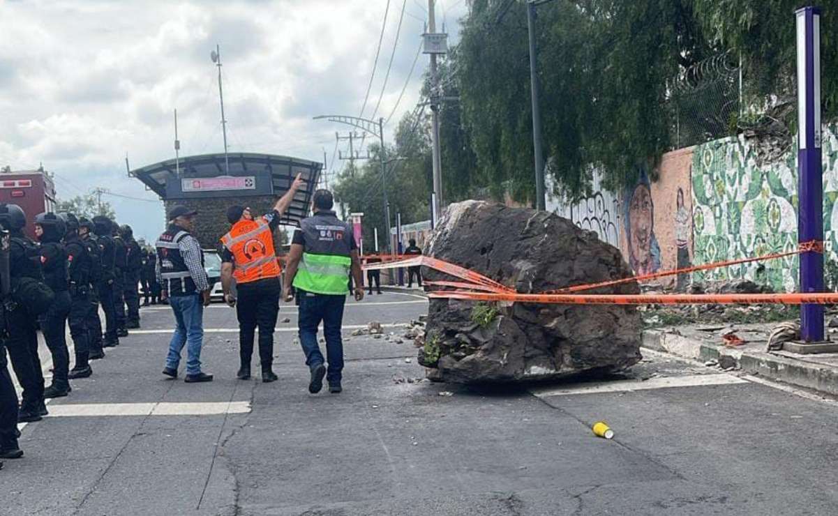 Roca de 2 toneladas se desprende del Panteón del Tepeyac; hiere a adulto mayor a unos metros del Metrobús Hospital Infantil La Villa
