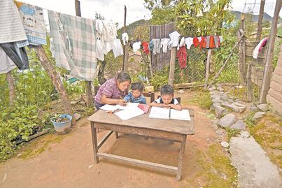 Pandemia exhibe carencia digital en pueblos indígenas