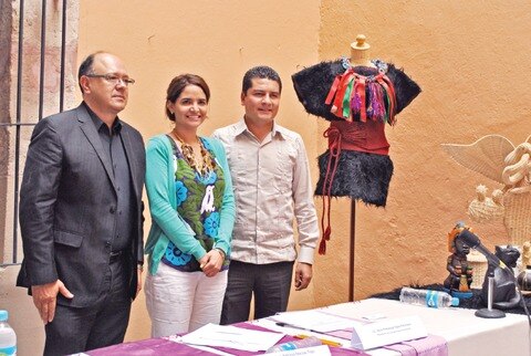 Enfrentan artesanos desventajas 