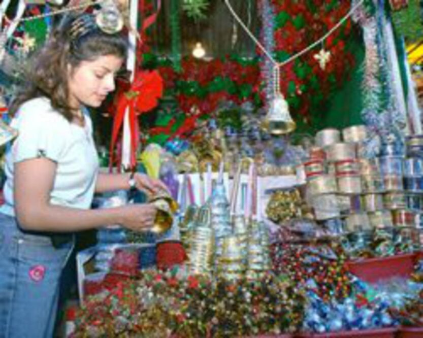 Se preparan para fiestas decembrinas