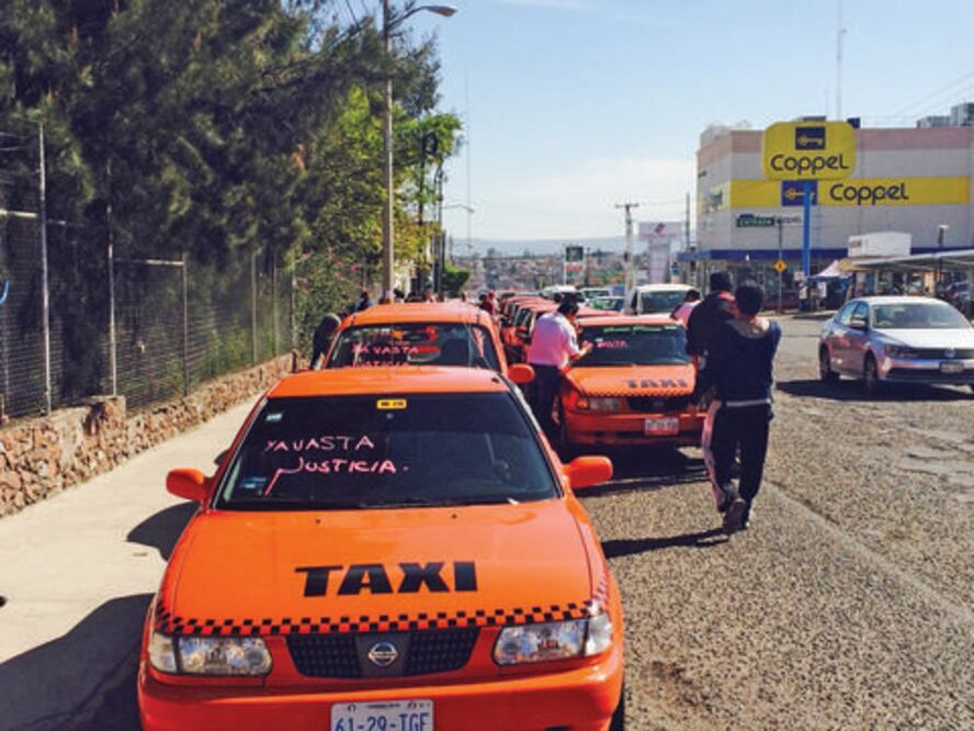 Demandan taxistas más seguridad